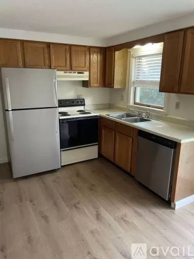 Main picture of 838 State St