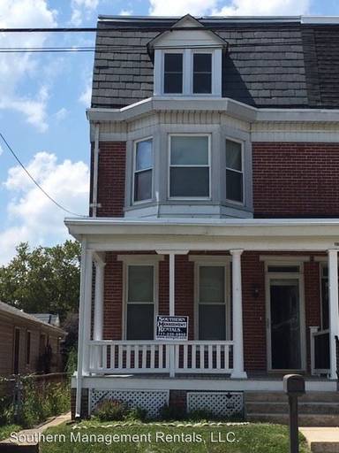 Main picture of 138 S Franklin St