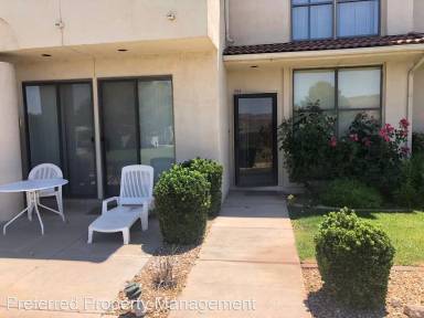 Main picture of 255 W 2025 S