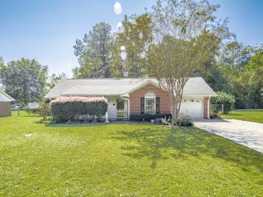 Main picture of 2650 Genoa Dr