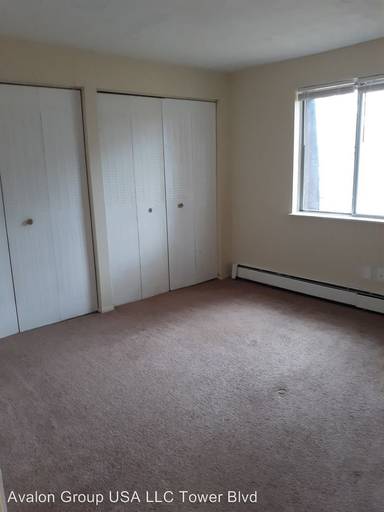 Main picture of 1043 Tower Blvd