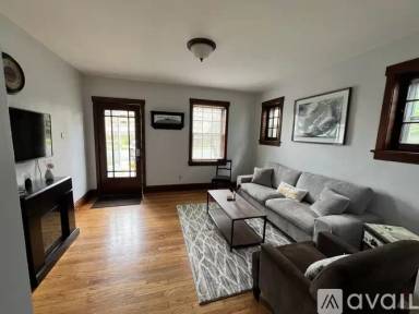 Main picture of 1115 Graham St