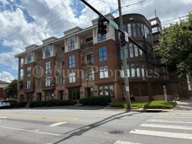 Main picture of 810 W 4th St