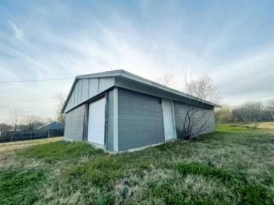 Main picture of 352 Bells Dr
