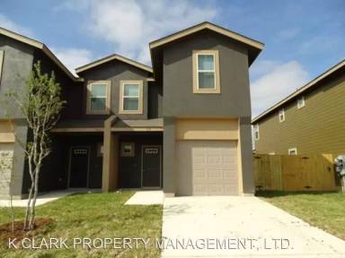 Main picture of Toepperwein Bluff Enclave