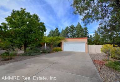 Main picture of 1761 Dietz Loop NW