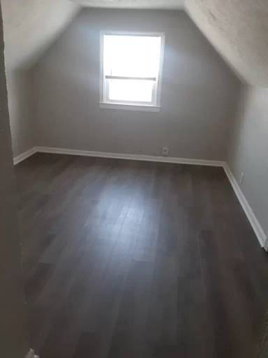 Main picture of 11 E Legrande Ave