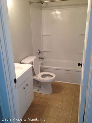 Main picture of 928 West Ave