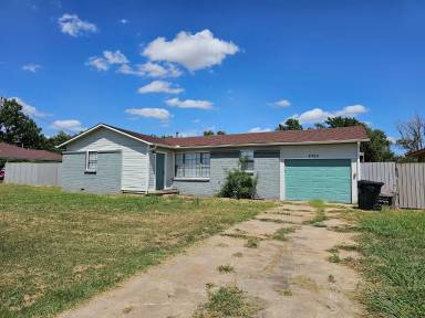 Main picture of 2920 Hillcrest Ave