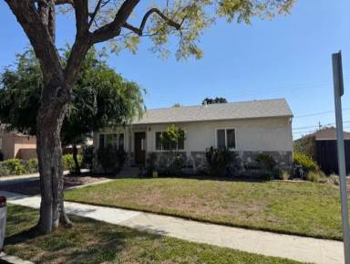 Main picture of 3664 Lomina Ave