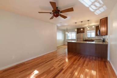 Main picture of 1107 South St