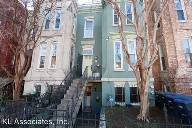 Main picture of 2030 13th St NW