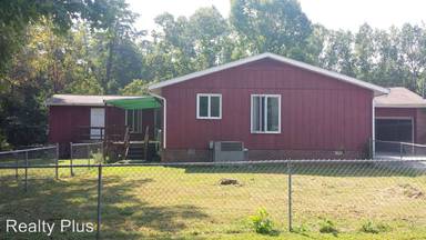 Main picture of 204 New Center Rd