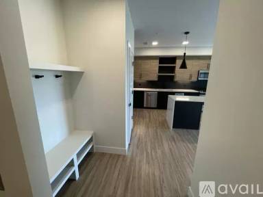 Main picture of 112 N Marion St