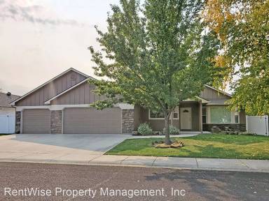 Main picture of 575 W Elias St