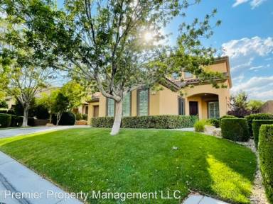 Main picture of 9 Stonemark Dr