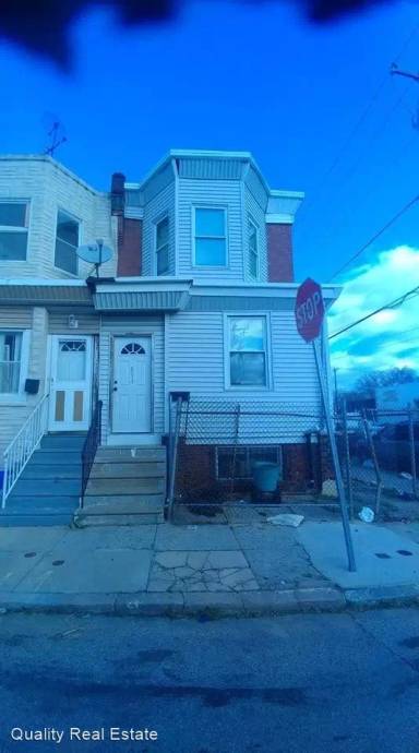 Main picture of 1853 S Yewdall St