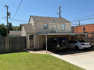 Main picture of 2609 26th St
