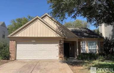 Main picture of 2512 Dahlia Dr