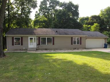 Main picture of 368 N West St