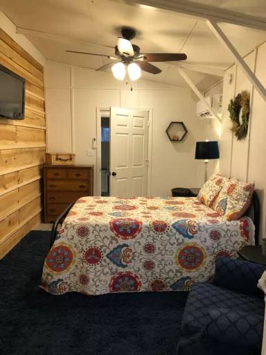 Main picture of 152 Twisted Sisters Ln