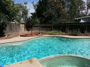 Main picture of 635 Stanford Ct
