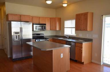 Main picture of 477 Fuller Dr