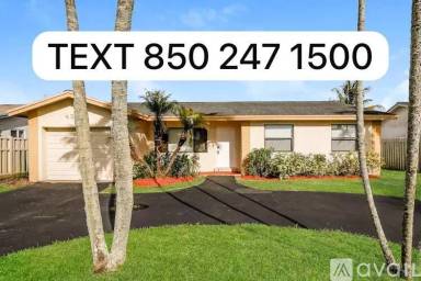 Main picture of 4685 NW 113th Ter
