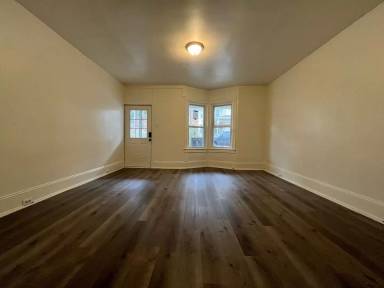 Main picture of 144 Jamestown St