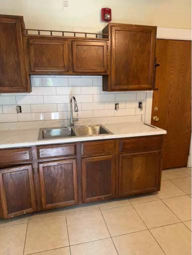 Main picture of 3016 Irving Ave S