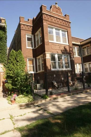 Main picture of 4303 N Sawyer Ave