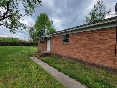 Main picture of 4304 Parker St