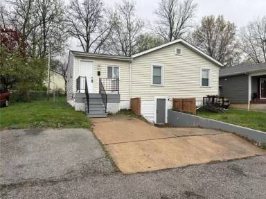 Main picture of 262 Buddie Ave