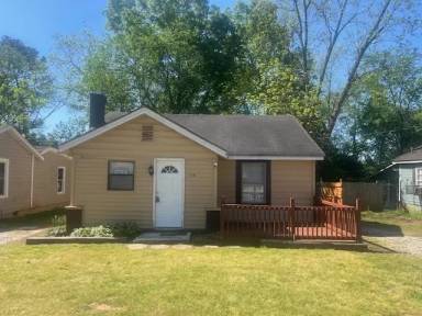 Main picture of 1114 Wright St