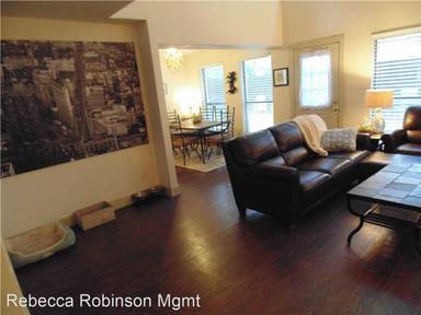 Main picture of 1203 W Hudgins St