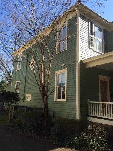 Main picture of 2322 Lincoln St