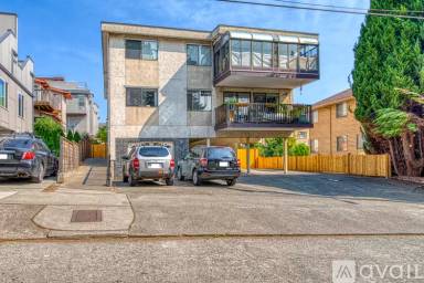Main picture of 1006 N 43rd St