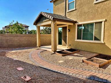Main picture of 175 E Bluejay Dr