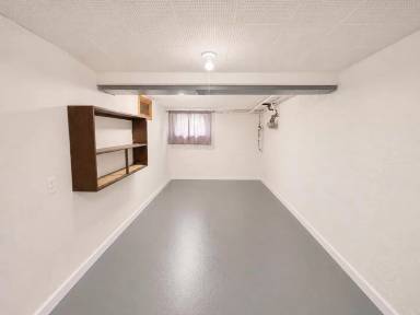 Main picture of 5218 Fletcher St