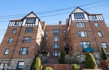 Main picture of 34 Westview Ave