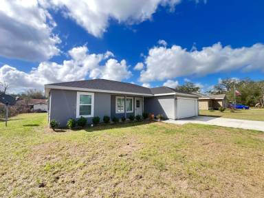 Main picture of 8 Fisher Loop Crse