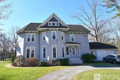 Main picture of 21 Browns Ave