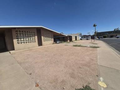 Main picture of 935 N Orange