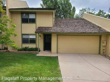 Main picture of 1716 N Lakeview Ln