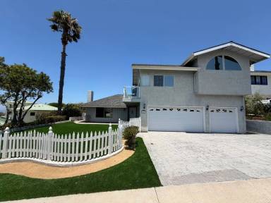 Main picture of 617 E Avenida San Juan