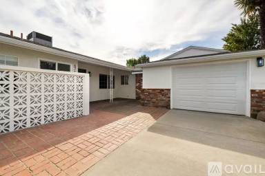 Main picture of 6714 Ranchito Ave