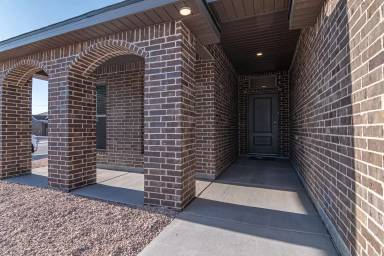 Main picture of 2060 Acacia Ln