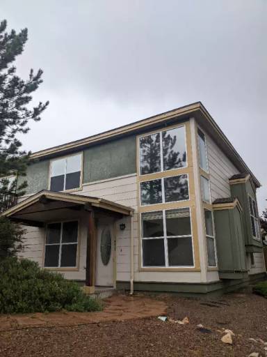 Main picture of 1469 E Russ Way