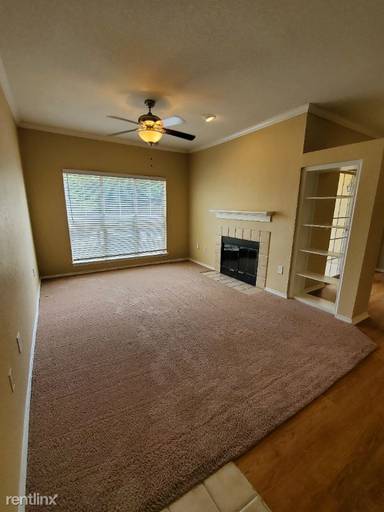 Main picture of Villas At Oakwell Farms