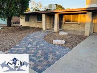 Main picture of 7532 N Rasmussen Ave